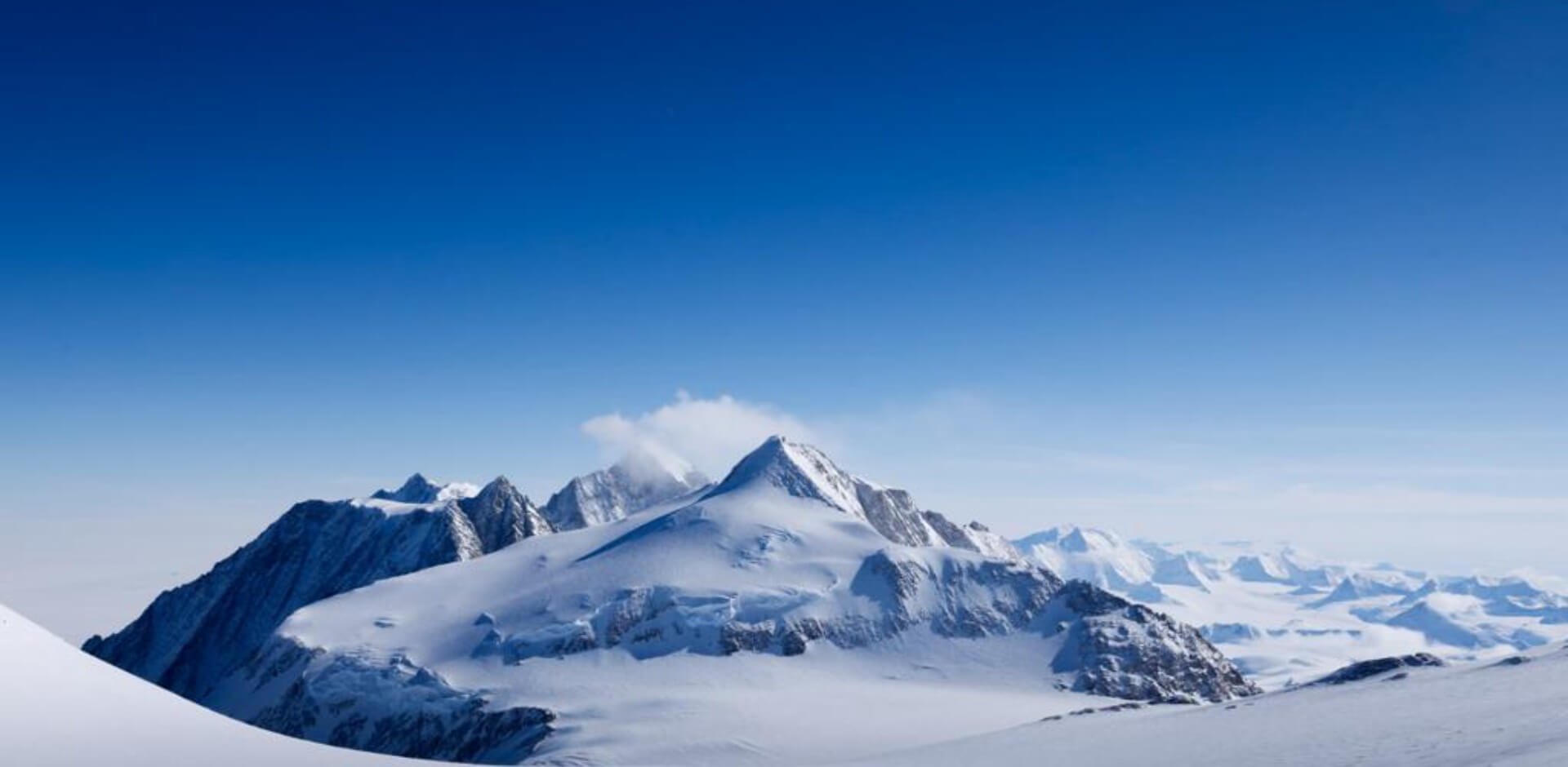 friend 3_1920x940.jpg